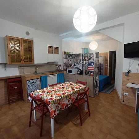 Appartamento Nonna Lina Padenghe sul Garda Exteriör bild